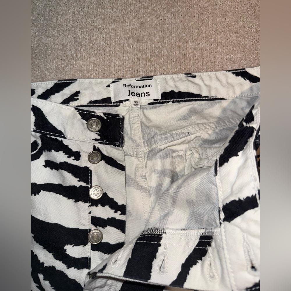 Reformation Cynthia High Rise Straight Long Jeans Zebra - Picture 7 of 10